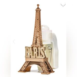 NWT Bath & Body Works Paris Eiffel Tower Night Light & Wallflower Fragrance Plug